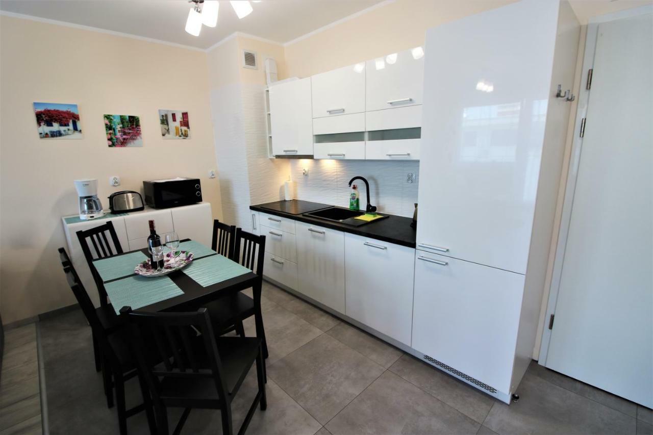 Apartament Superior Pastelowy Przy Plazy 코워브제크 외부 사진